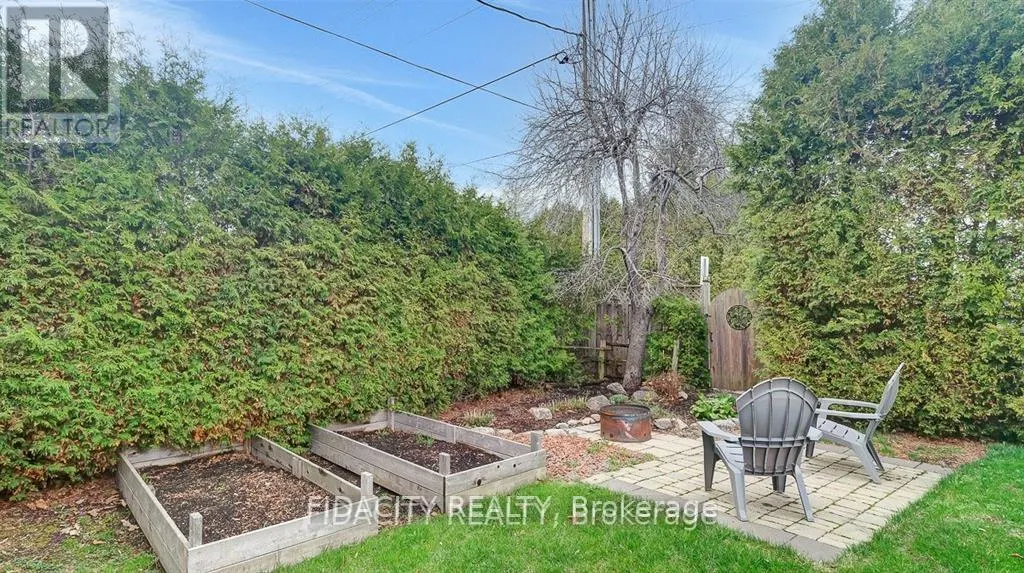1336 ST JACQUES ROAD