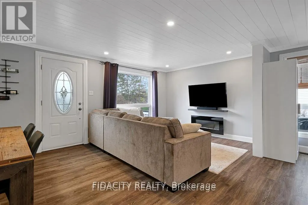 1336 ST JACQUES ROAD