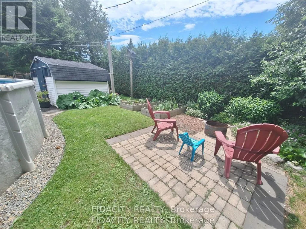 1336 ST JACQUES ROAD