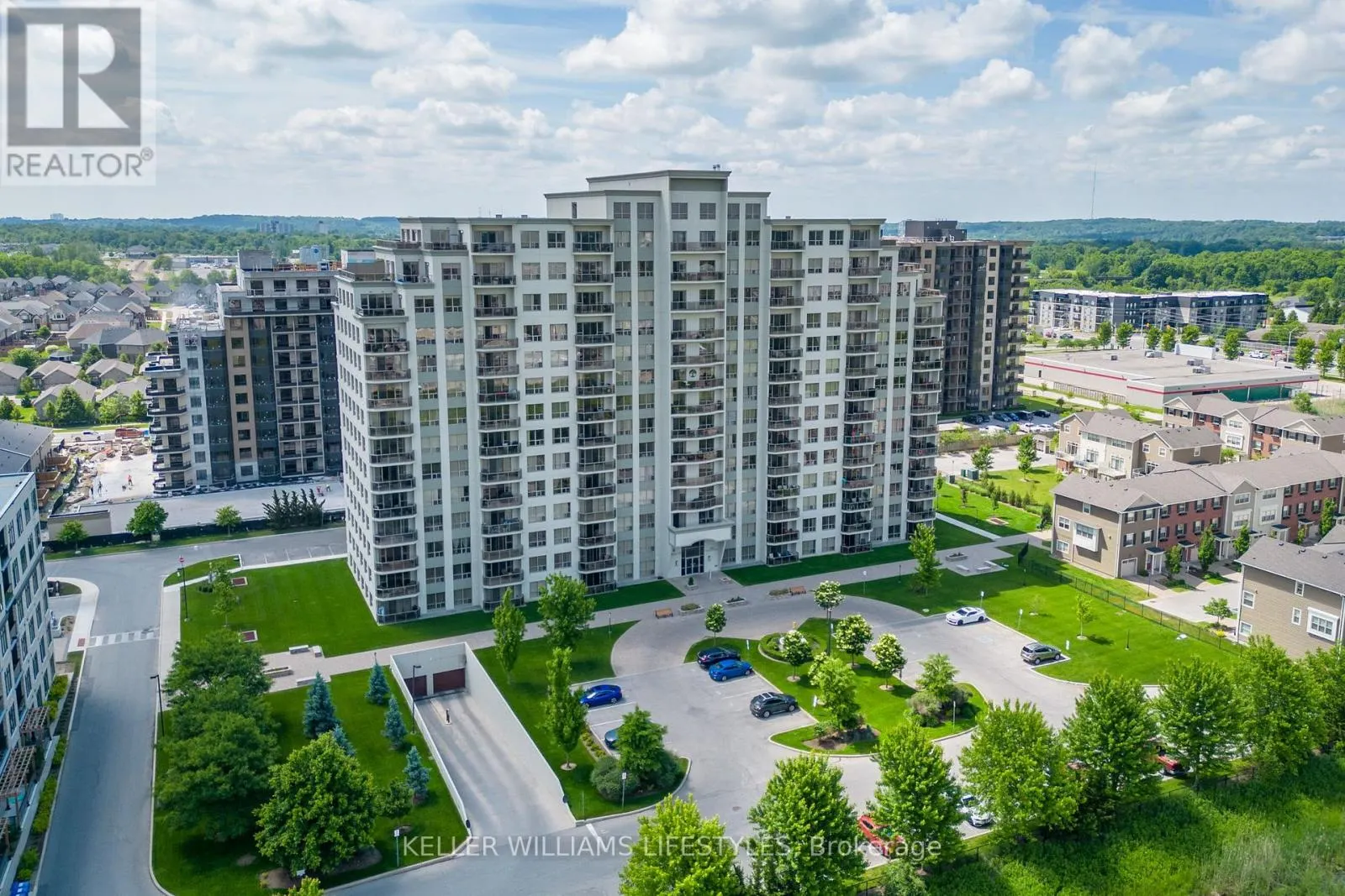 1004 - 1030 CORONATION DRIVE #1004