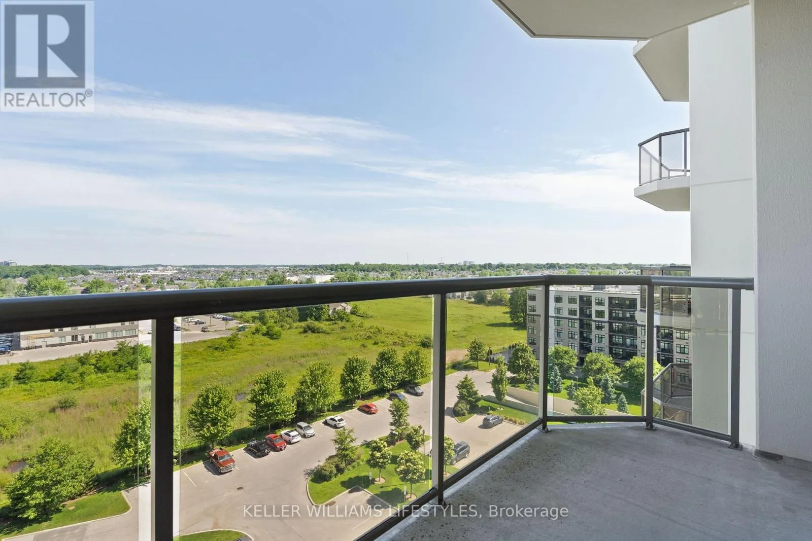 1004 - 1030 CORONATION DRIVE #1004