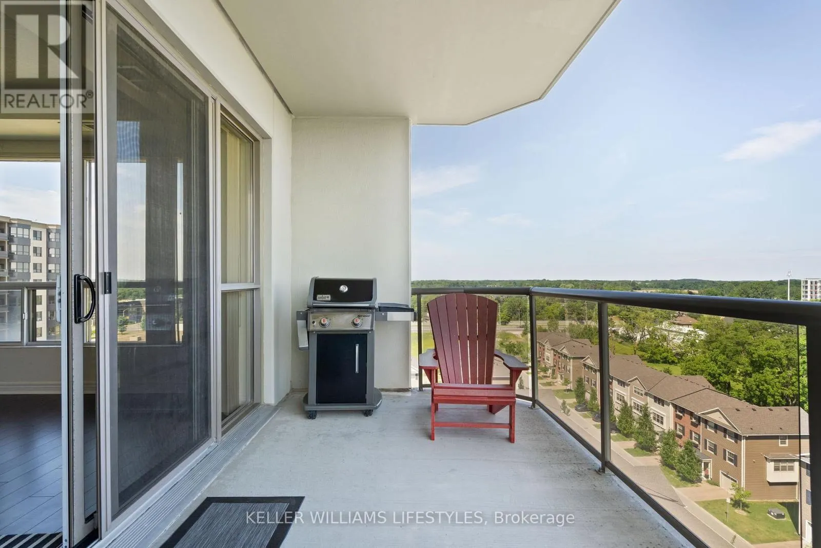 1004 - 1030 CORONATION DRIVE #1004