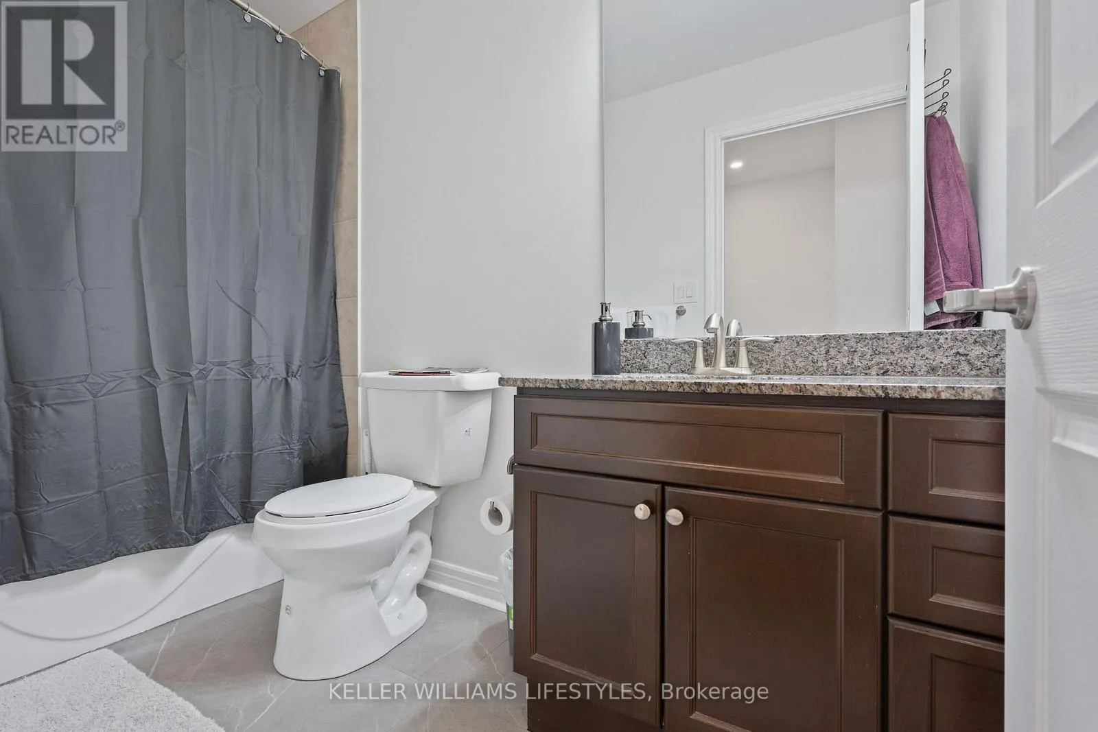 1004 - 1030 CORONATION DRIVE #1004