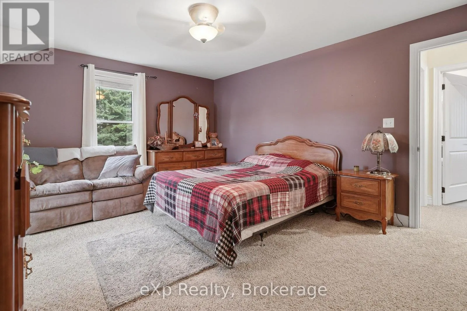 42123 AMBERLEY ROAD