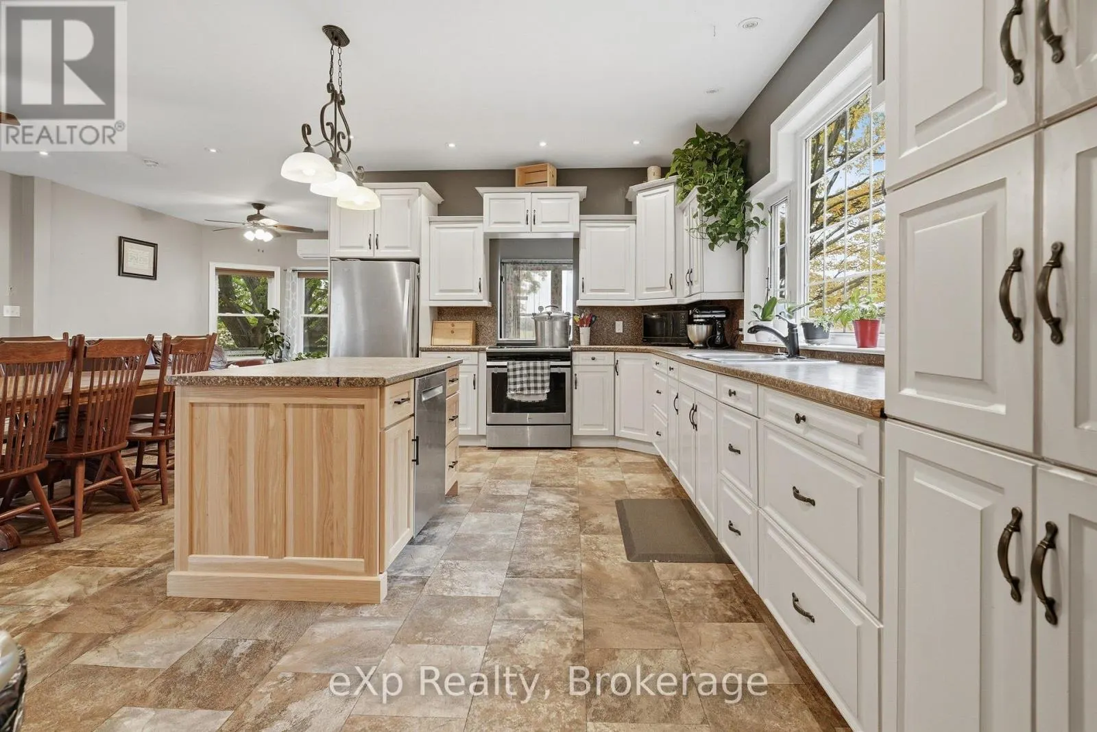 42123 AMBERLEY ROAD