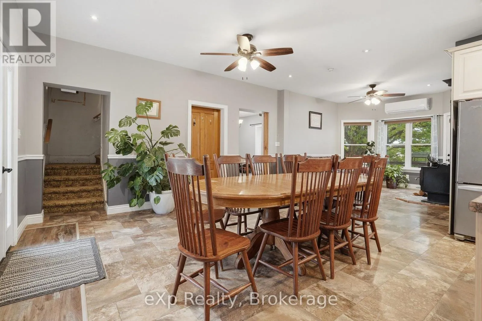 42123 AMBERLEY ROAD