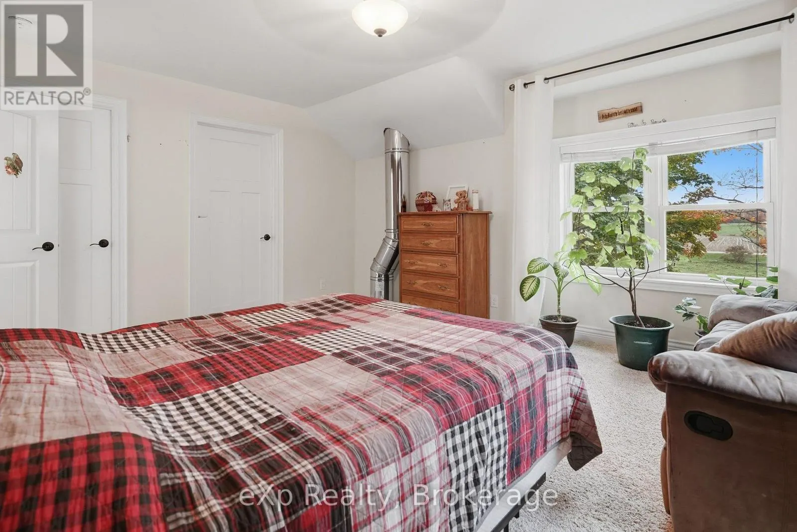42123 AMBERLEY ROAD