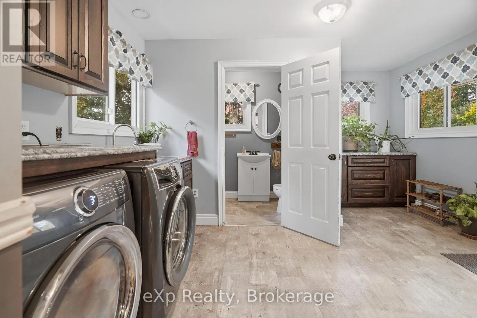 42123 AMBERLEY ROAD