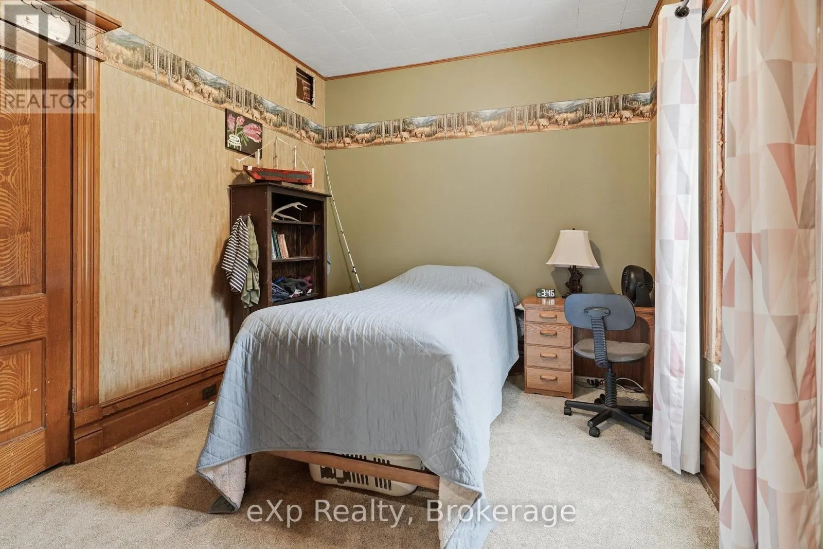 42123 AMBERLEY ROAD