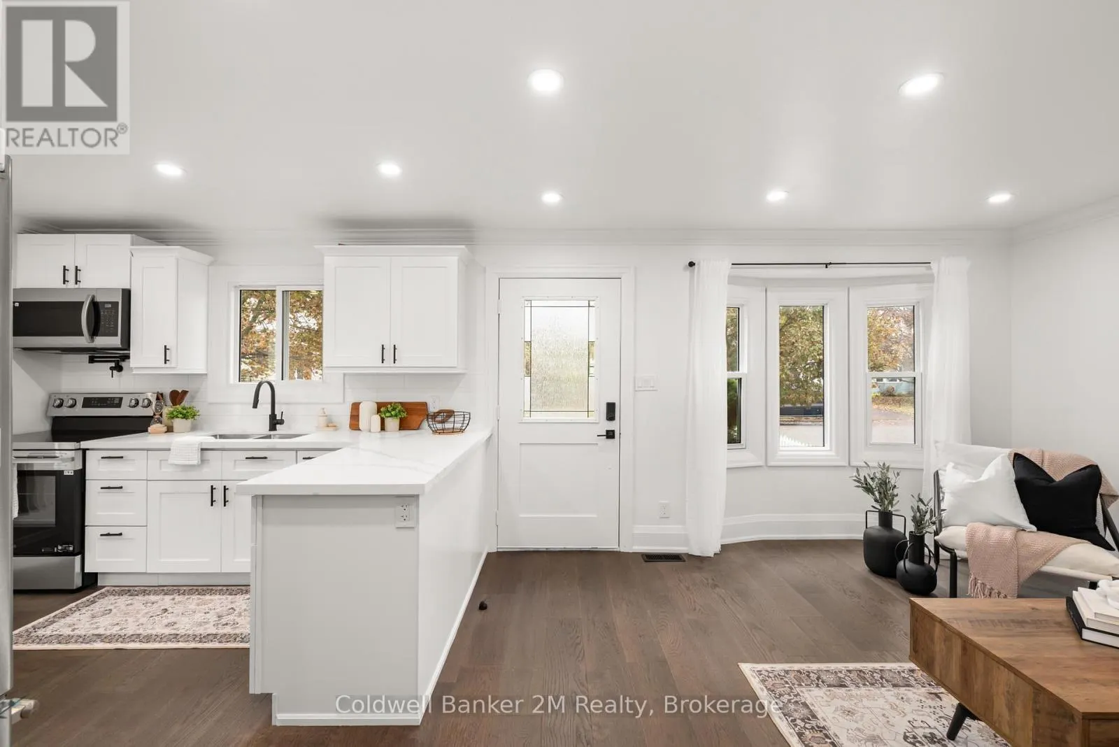831 MILFORD DRIVE