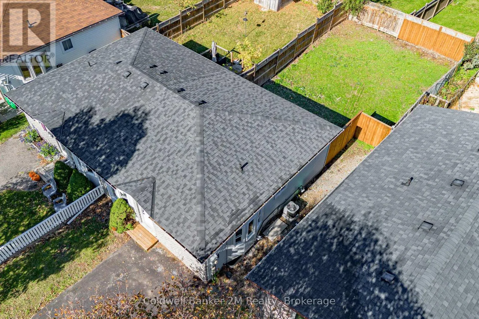 831 MILFORD DRIVE