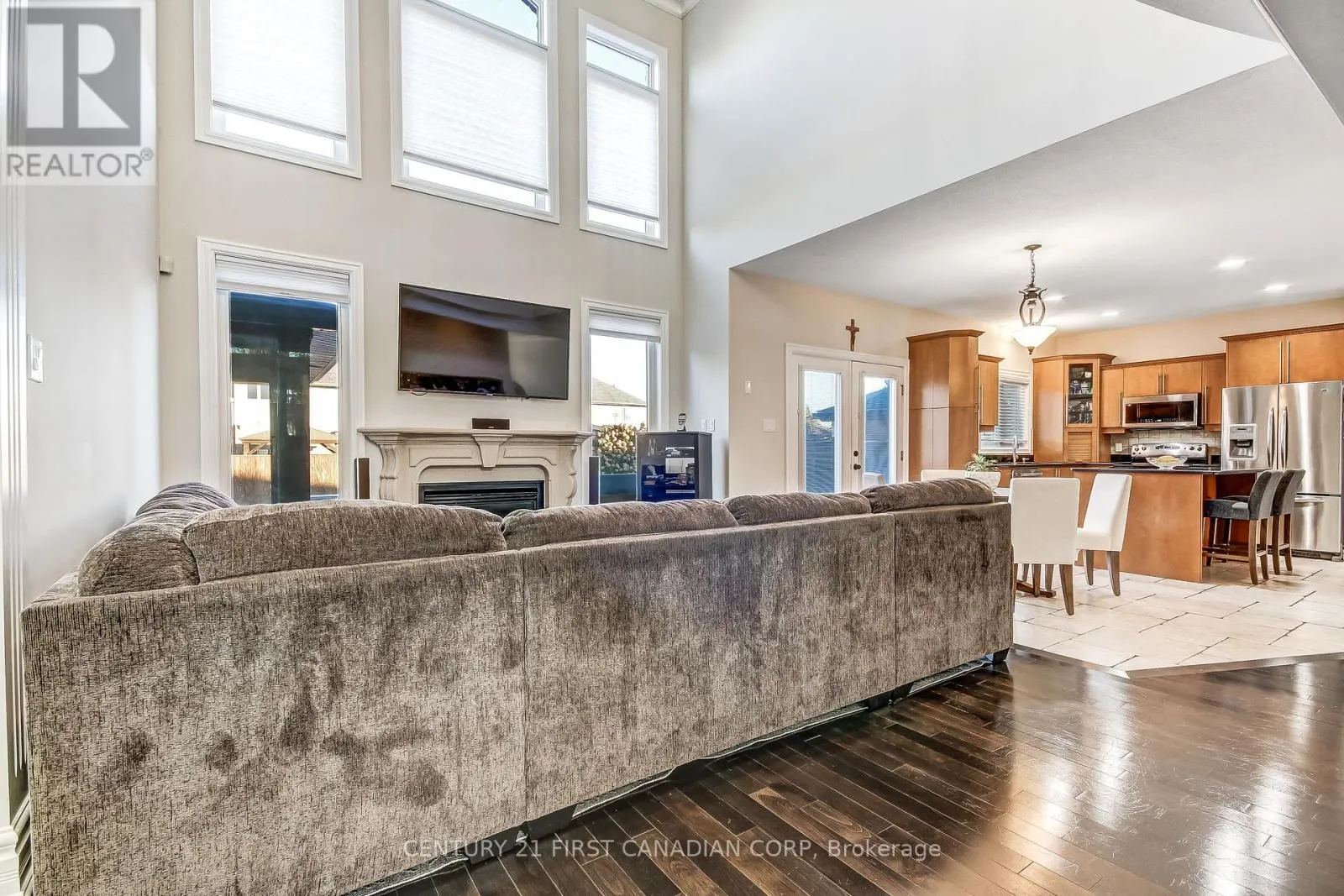 3519 LOYALIST COURT