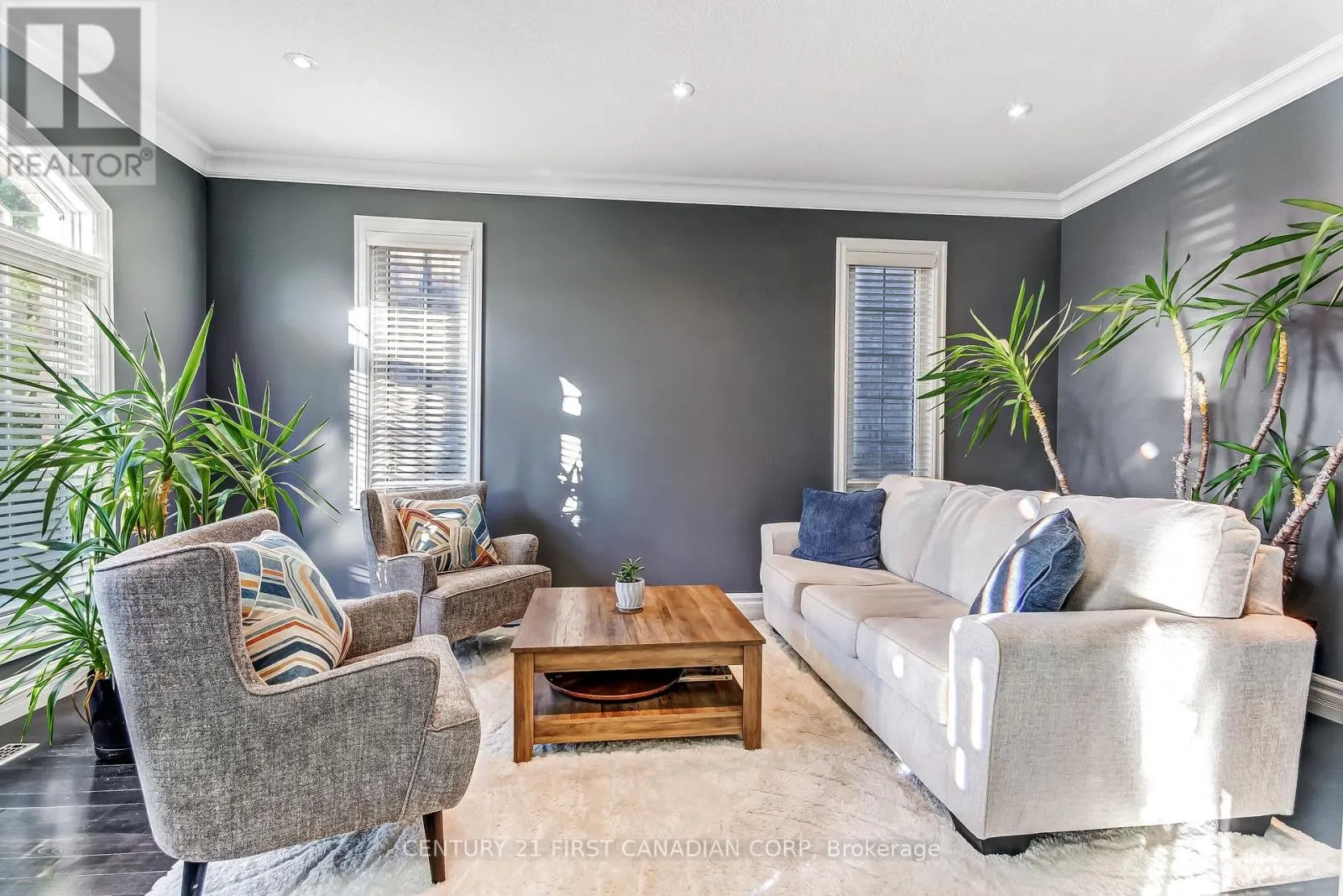 3519 LOYALIST COURT