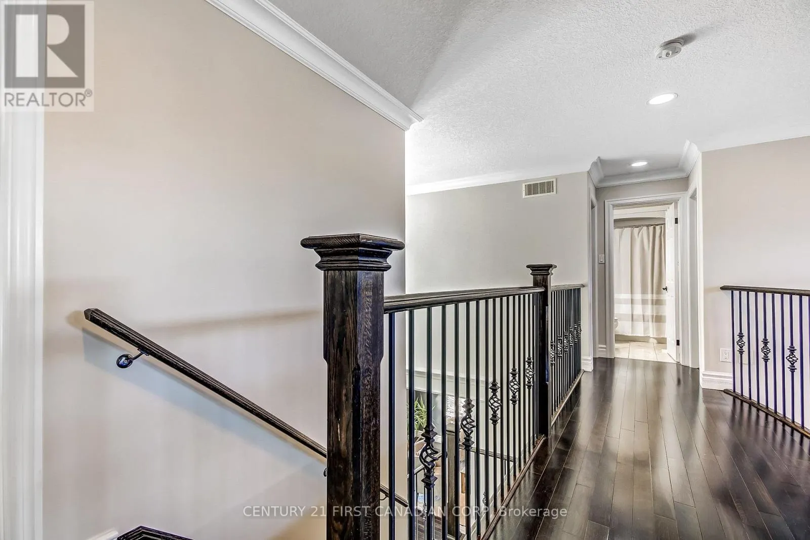 3519 LOYALIST COURT