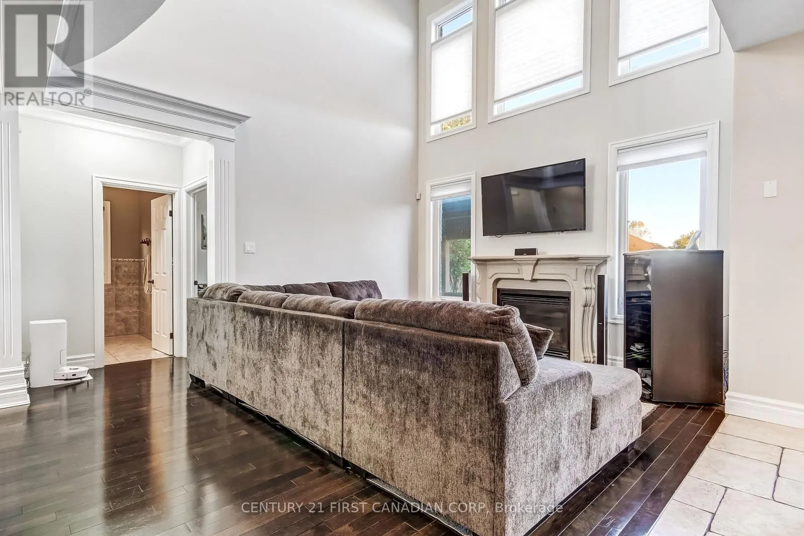 3519 LOYALIST COURT