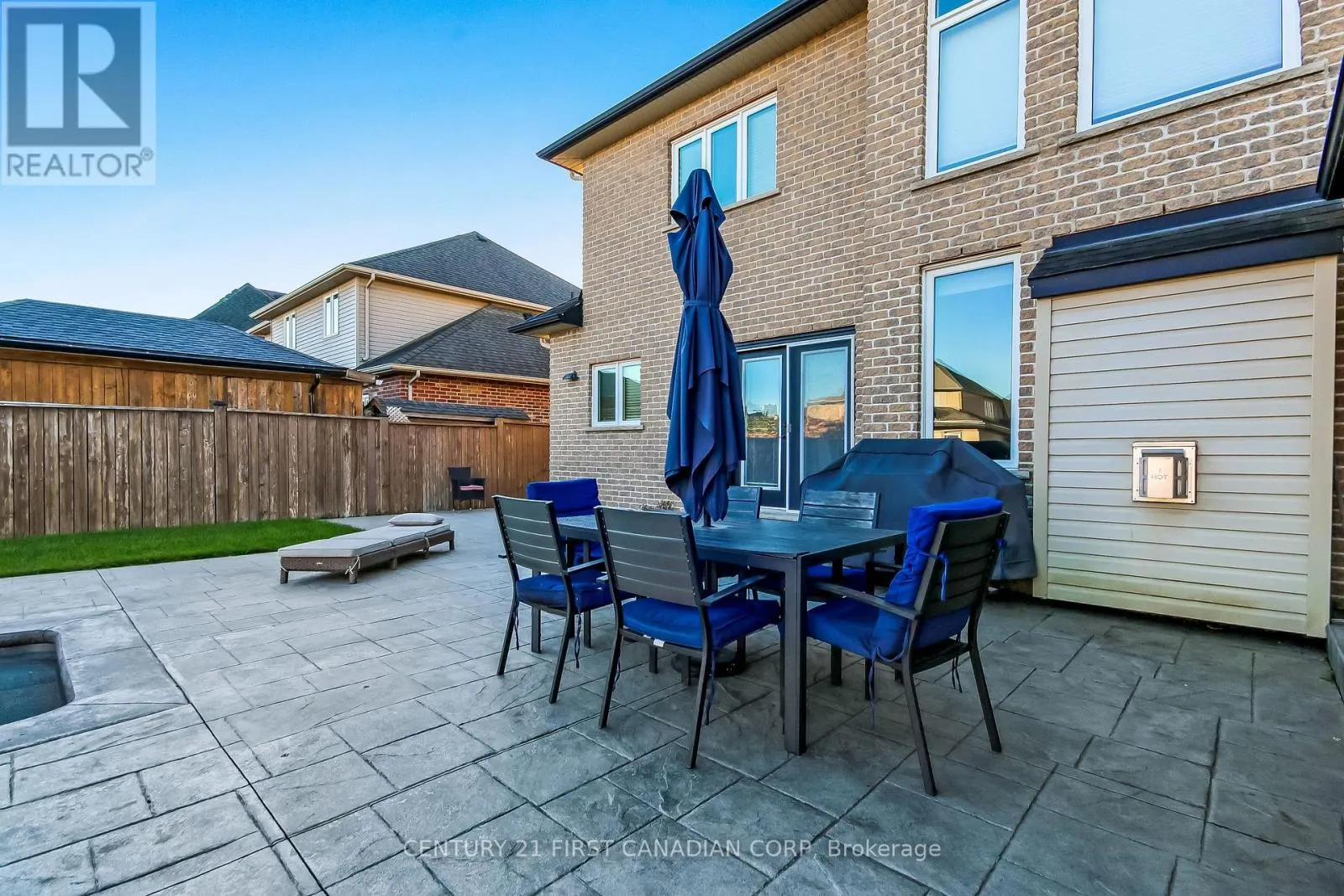 3519 LOYALIST COURT