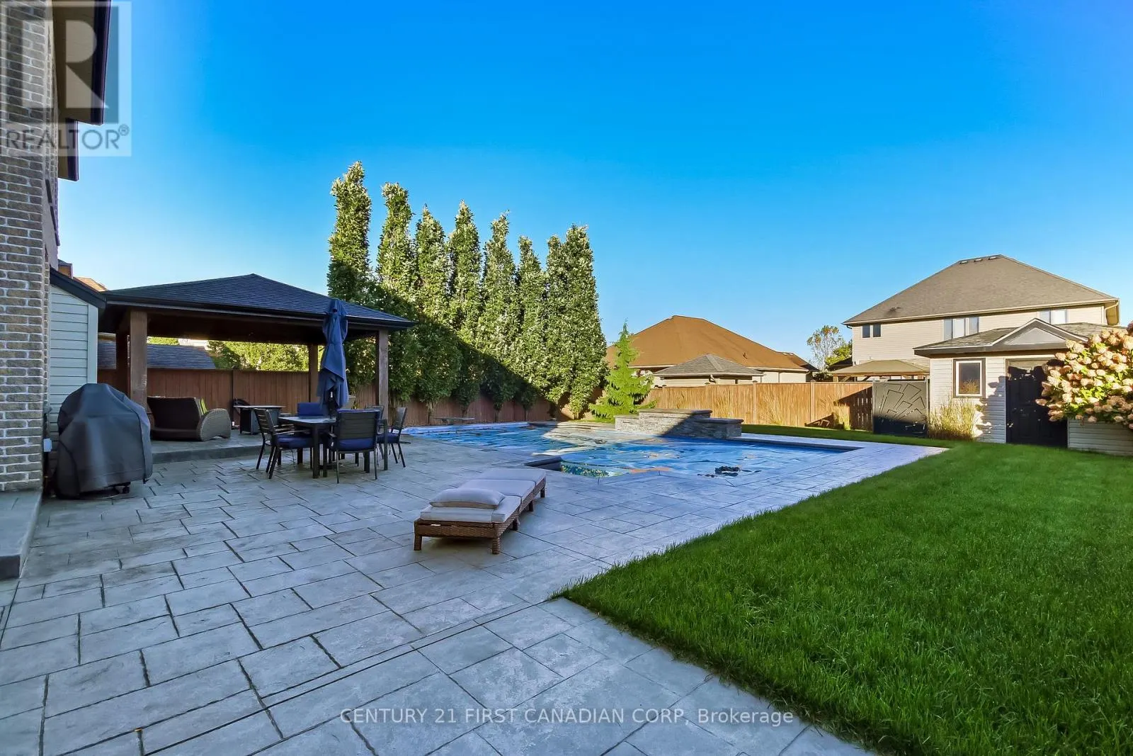 3519 LOYALIST COURT