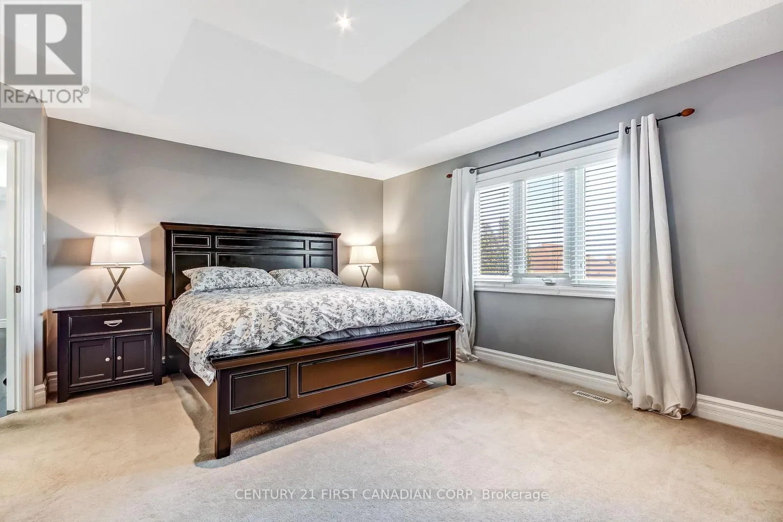3519 LOYALIST COURT