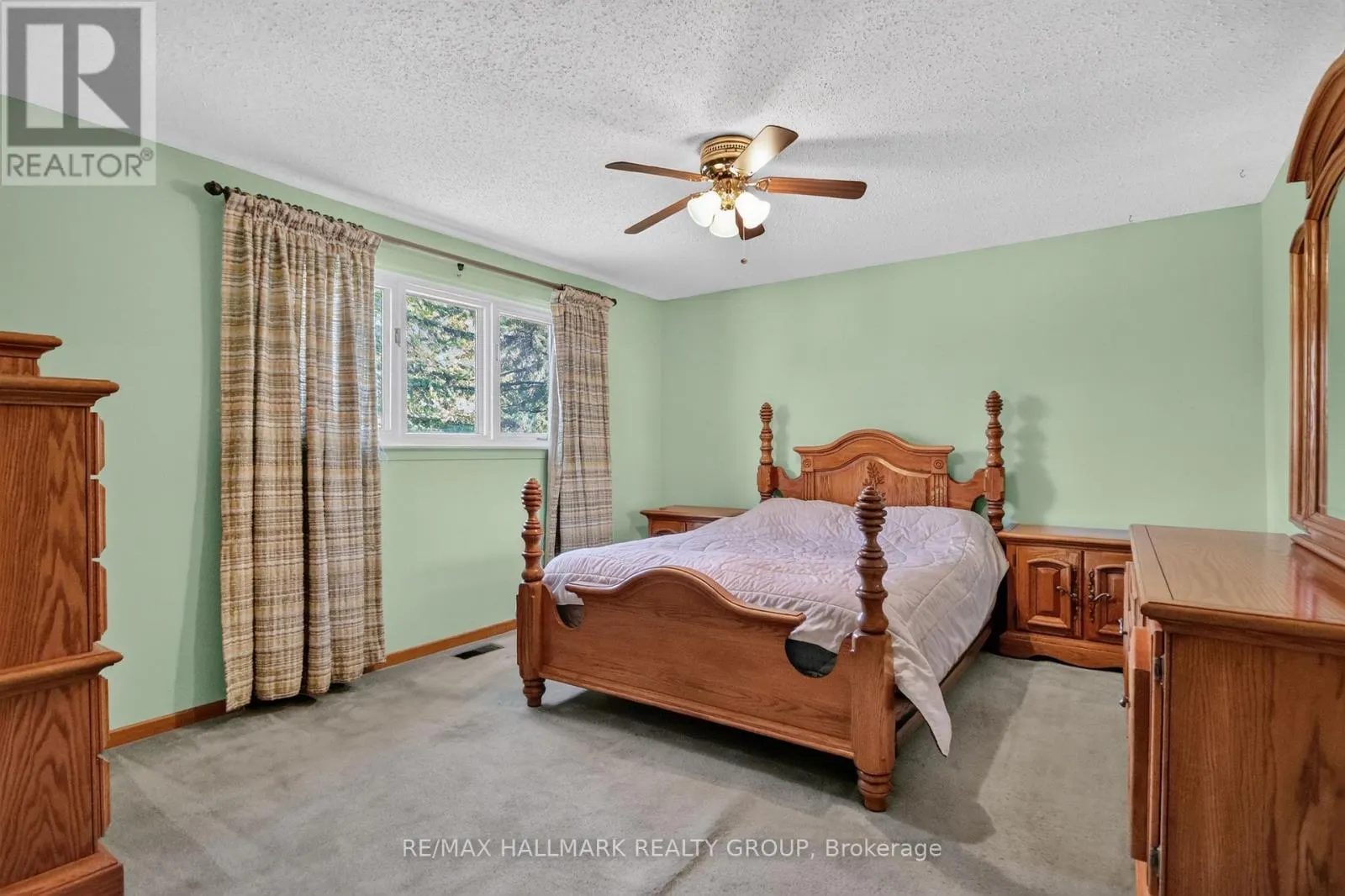 8 BURNVIEW CRESCENT