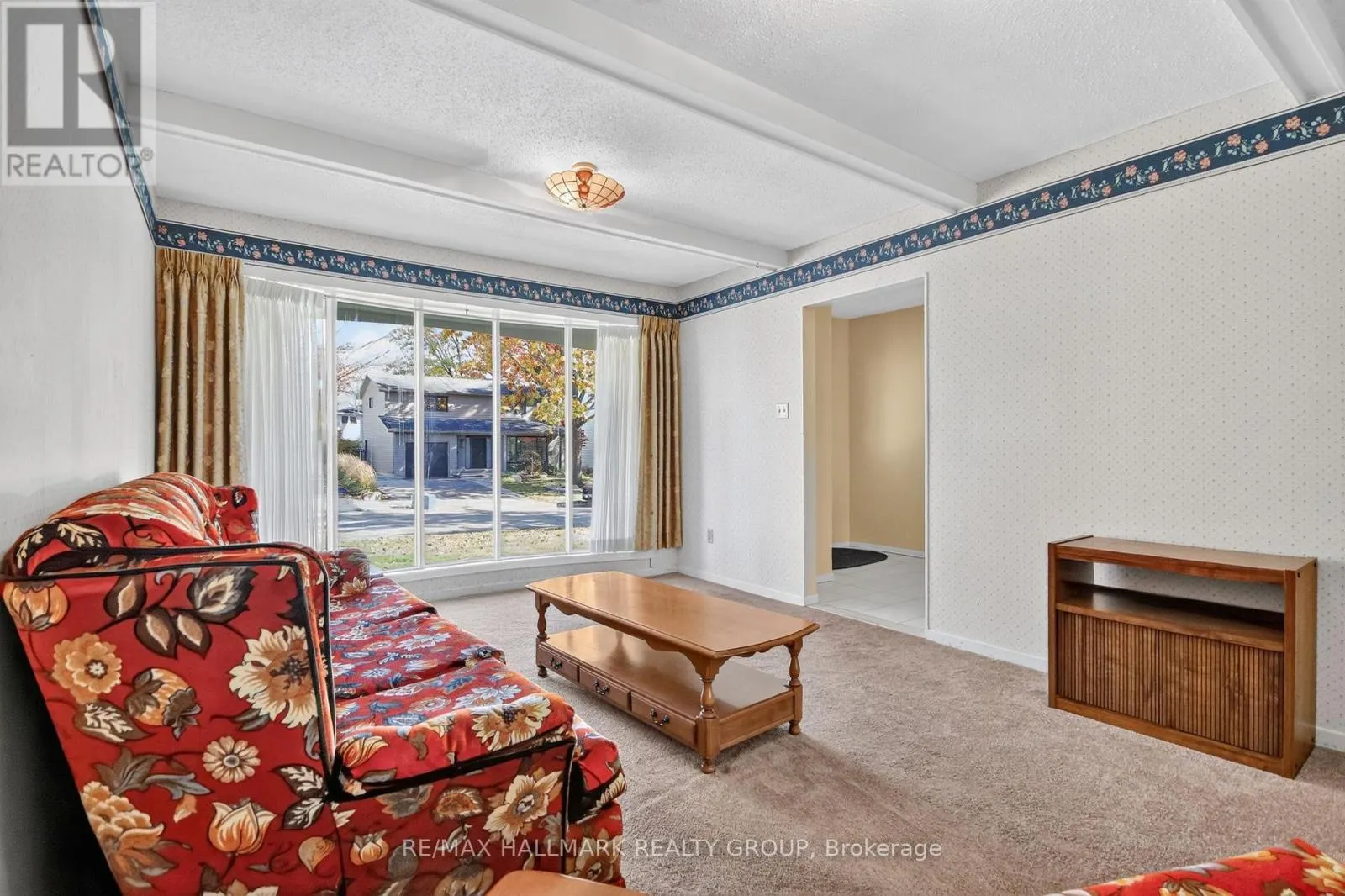 8 BURNVIEW CRESCENT