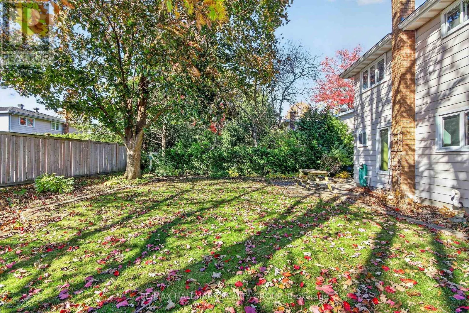 8 BURNVIEW CRESCENT