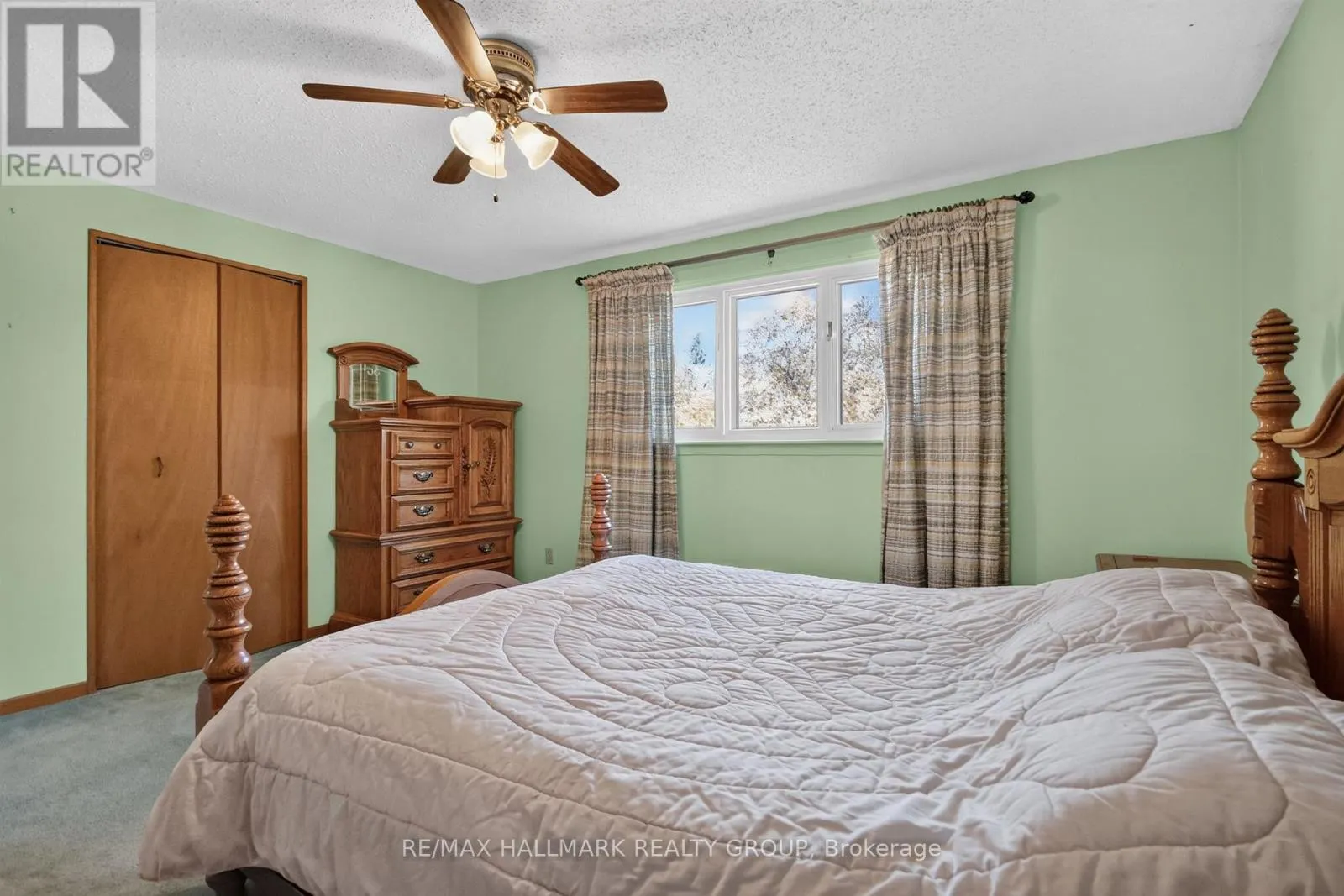 8 BURNVIEW CRESCENT