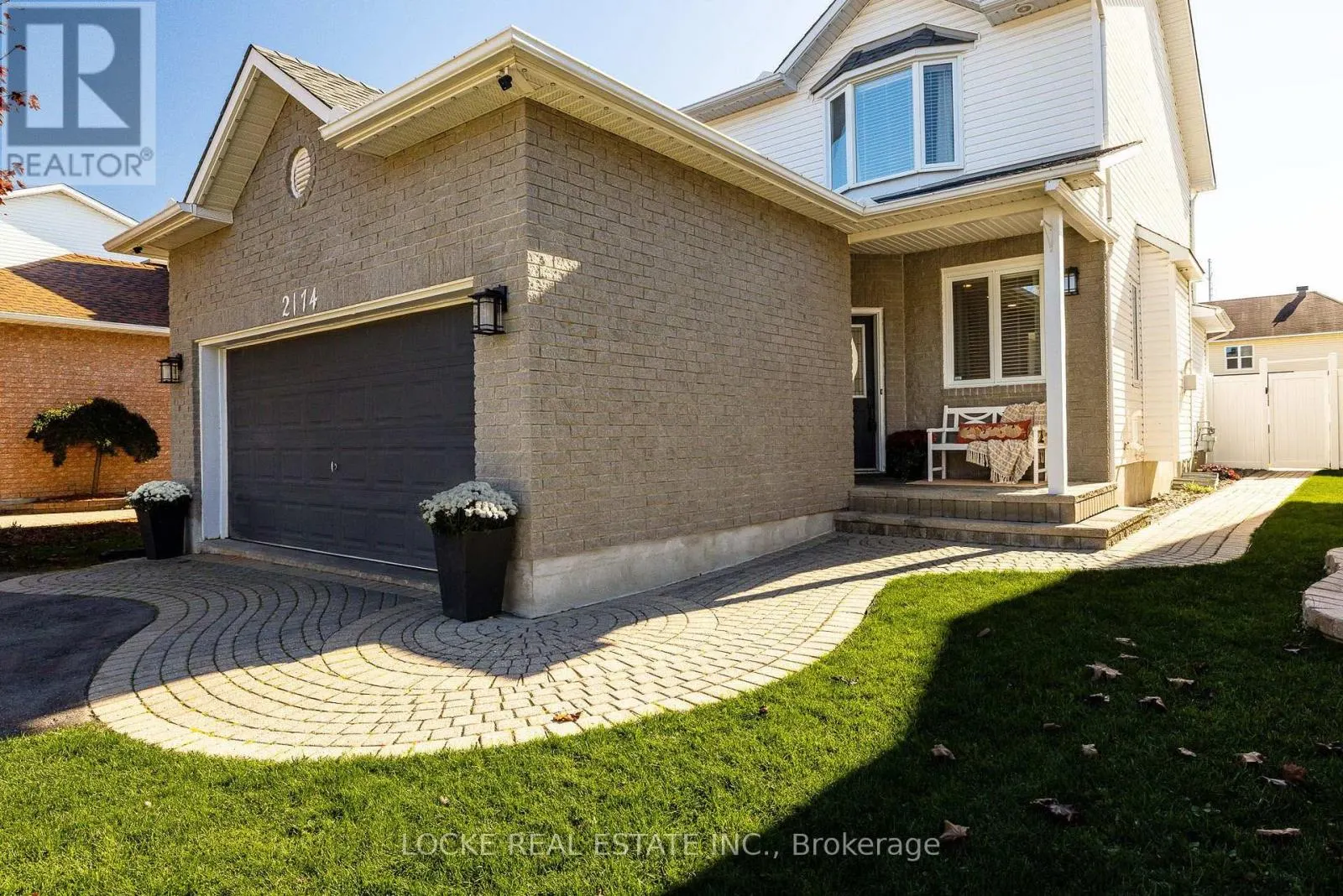 2174 SATURN CRESCENT