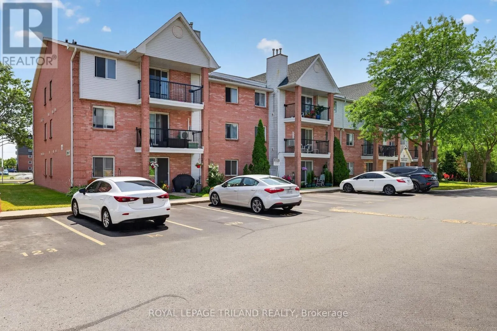 130 - 1096 JALNA BOULEVARD #130