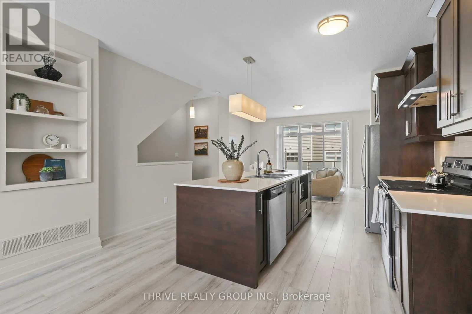 76 - 3025 SINGLETON AVENUE #76