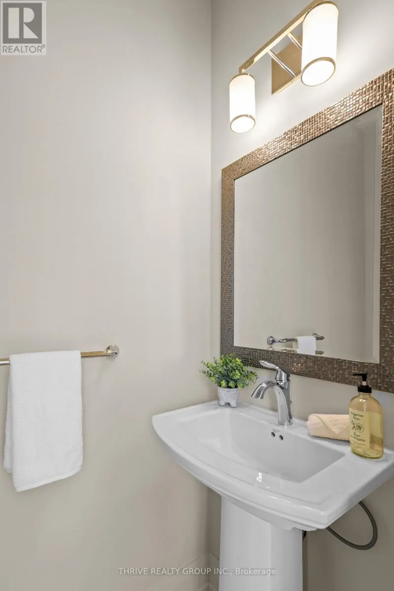 76 - 3025 SINGLETON AVENUE #76