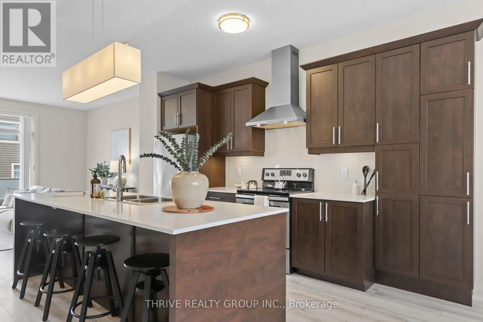 76 - 3025 SINGLETON AVENUE #76