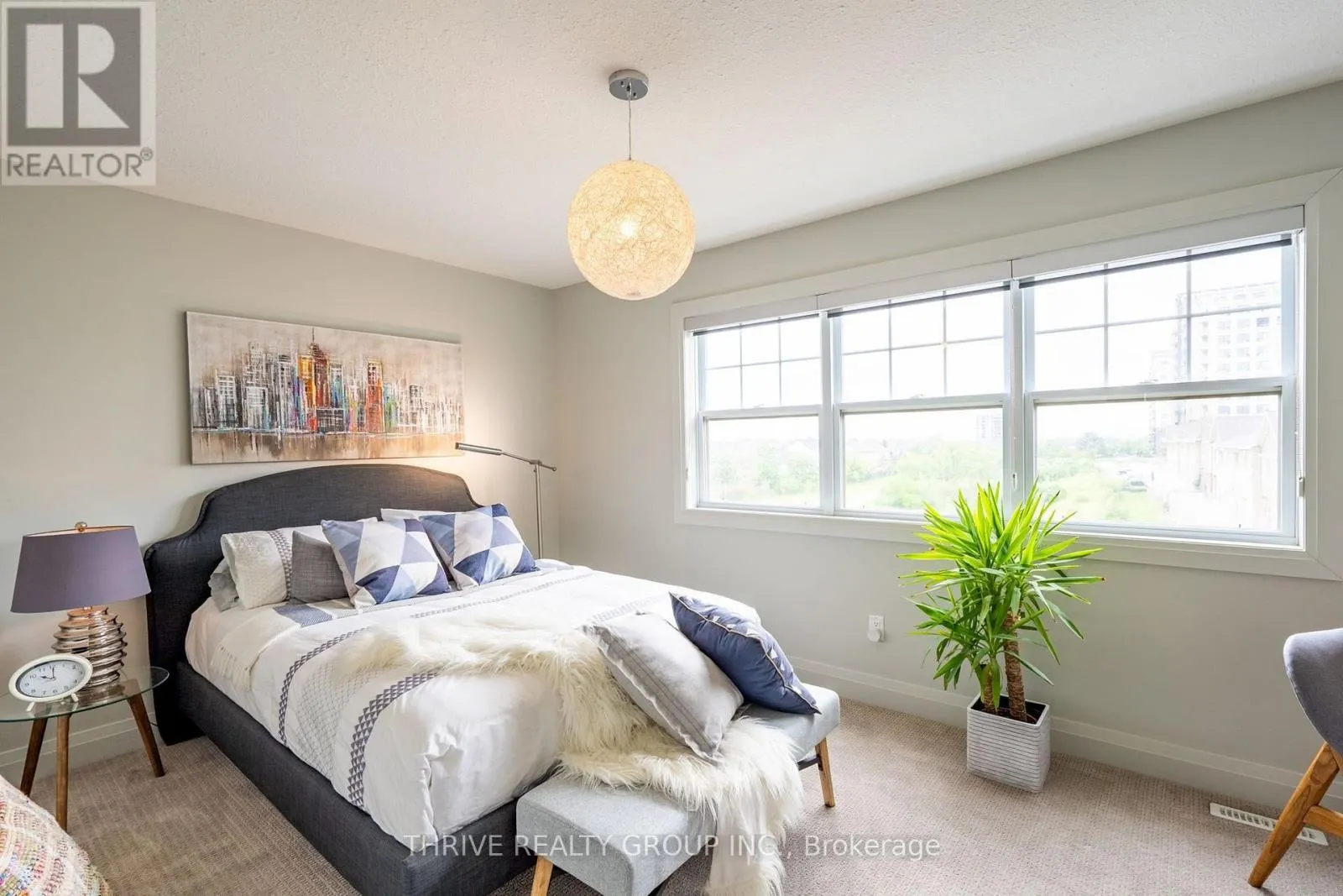 76 - 3025 SINGLETON AVENUE #76