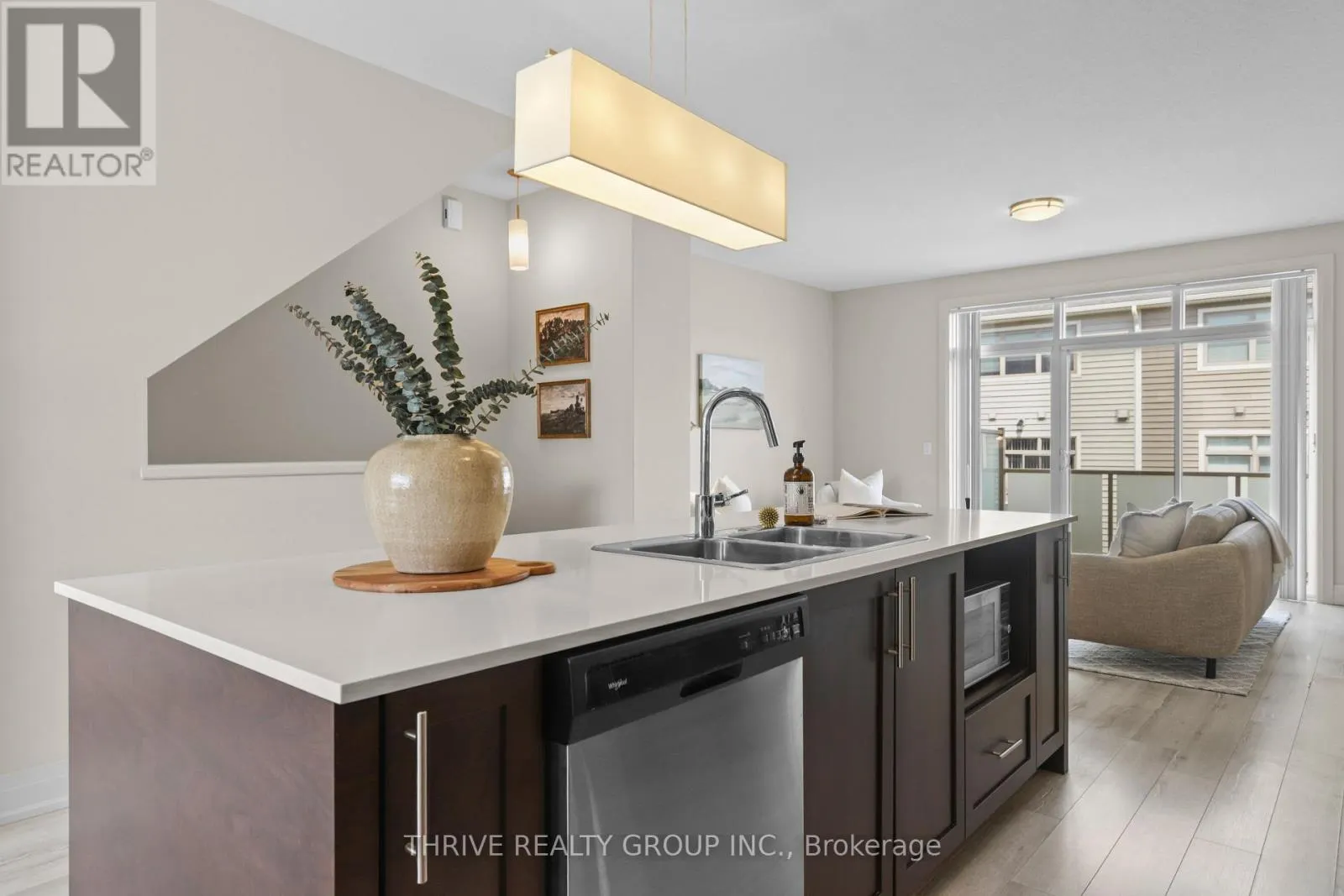 76 - 3025 SINGLETON AVENUE #76