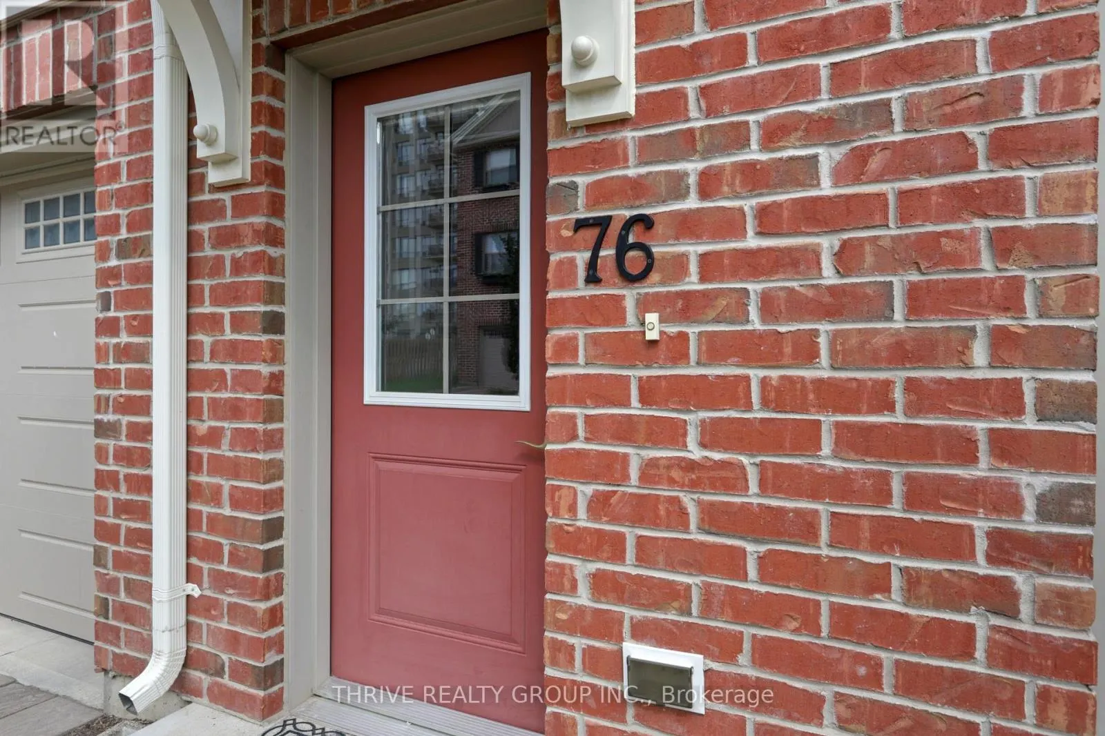 76 - 3025 SINGLETON AVENUE #76