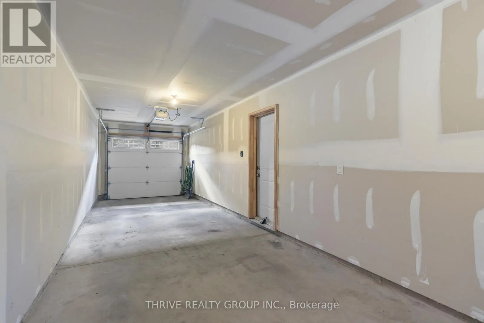 76 - 3025 SINGLETON AVENUE #76