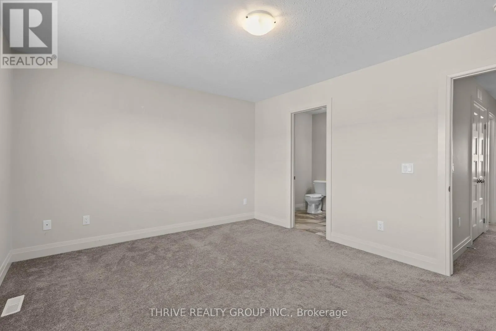76 - 3025 SINGLETON AVENUE #76