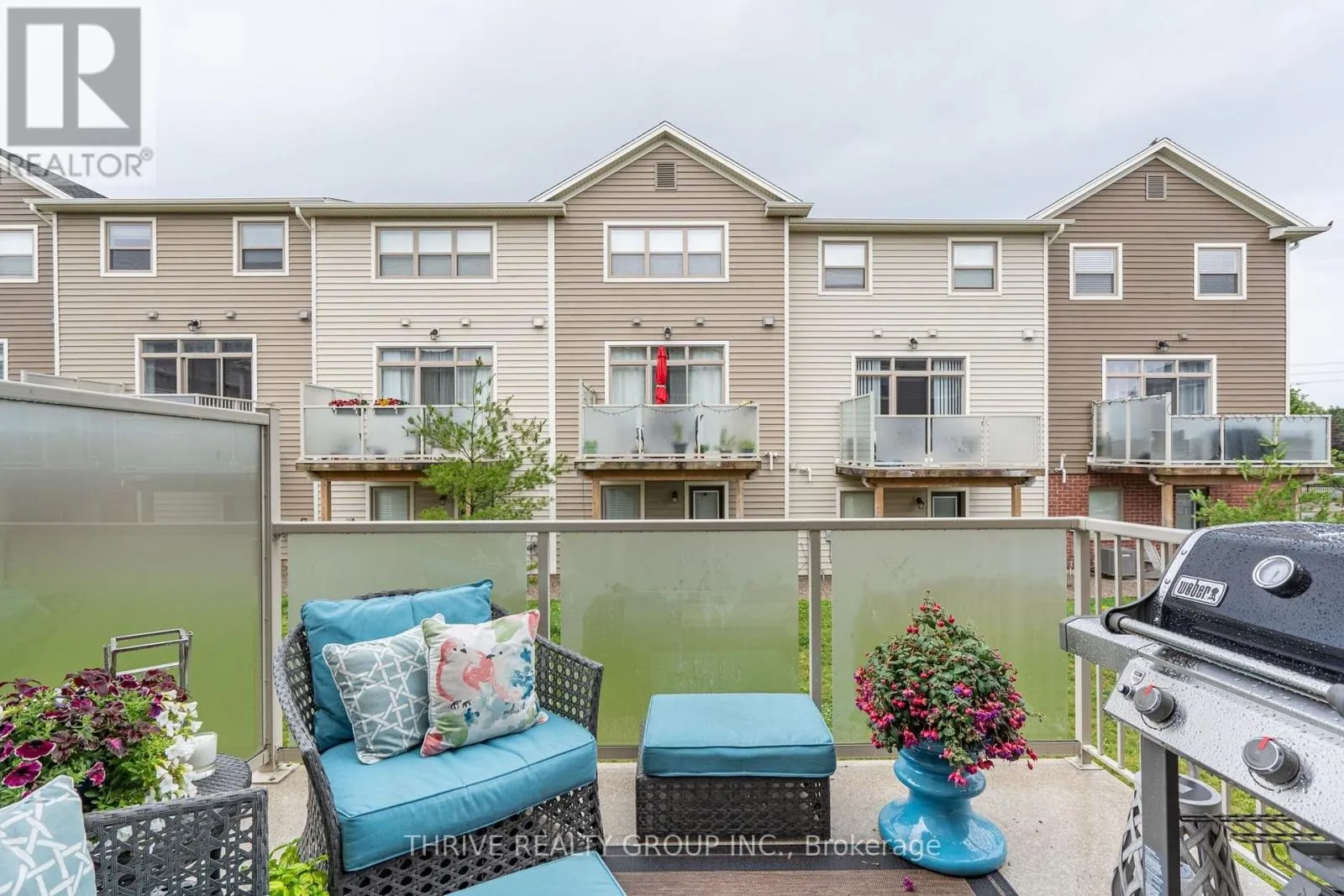 76 - 3025 SINGLETON AVENUE #76