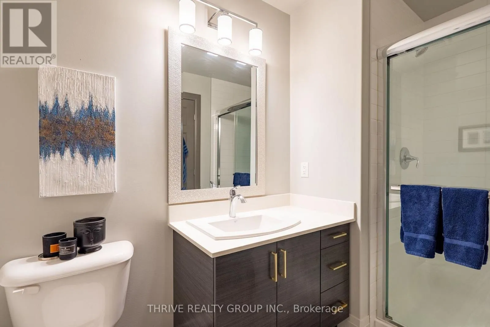 76 - 3025 SINGLETON AVENUE #76