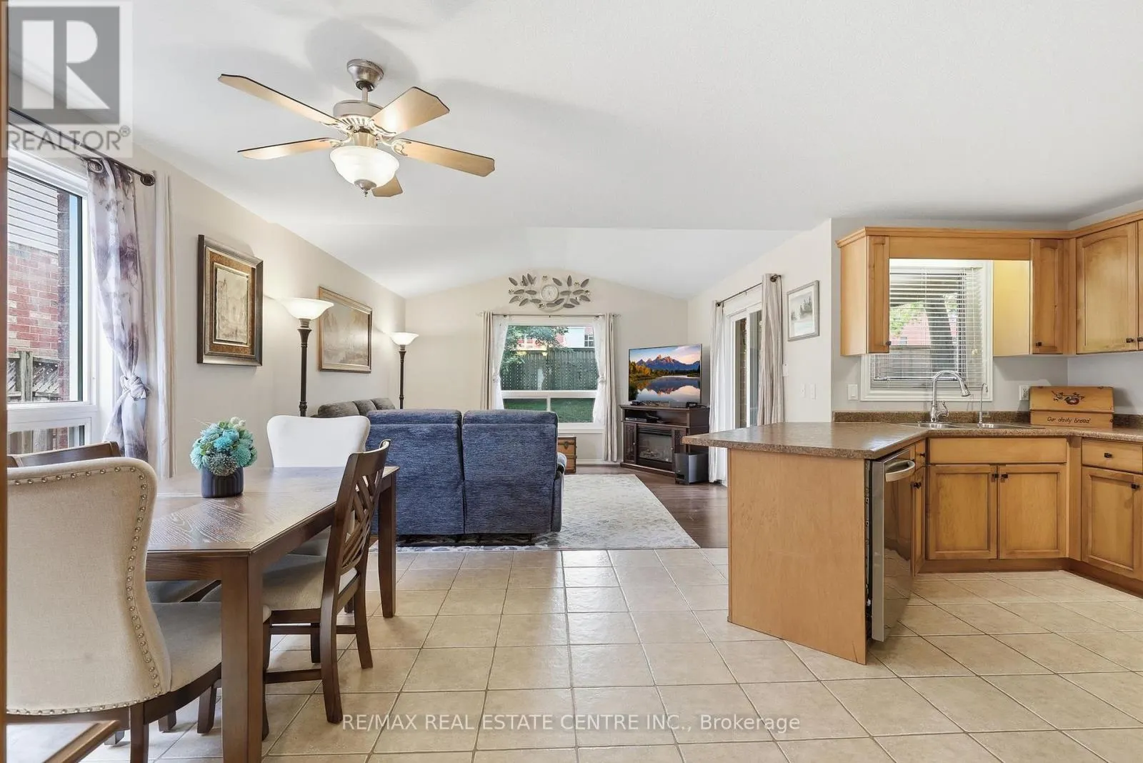 165 SILK DRIVE