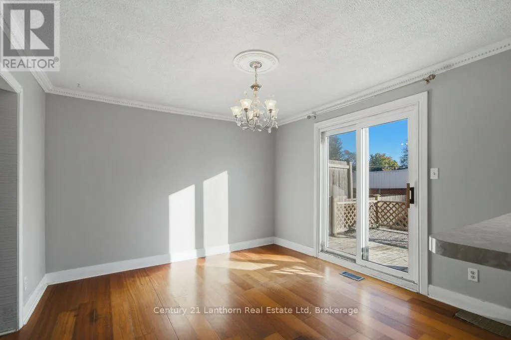 1 CLARKE BOULEVARD