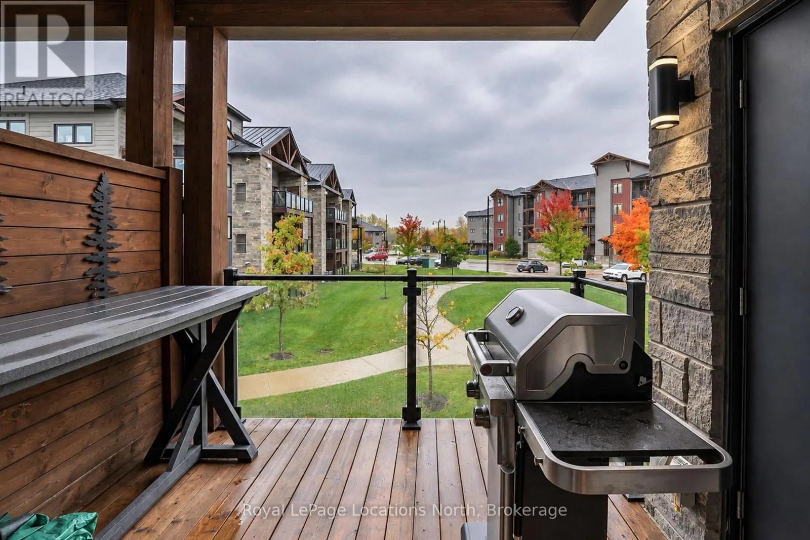 204 - 11 BECKWITH LANE #204