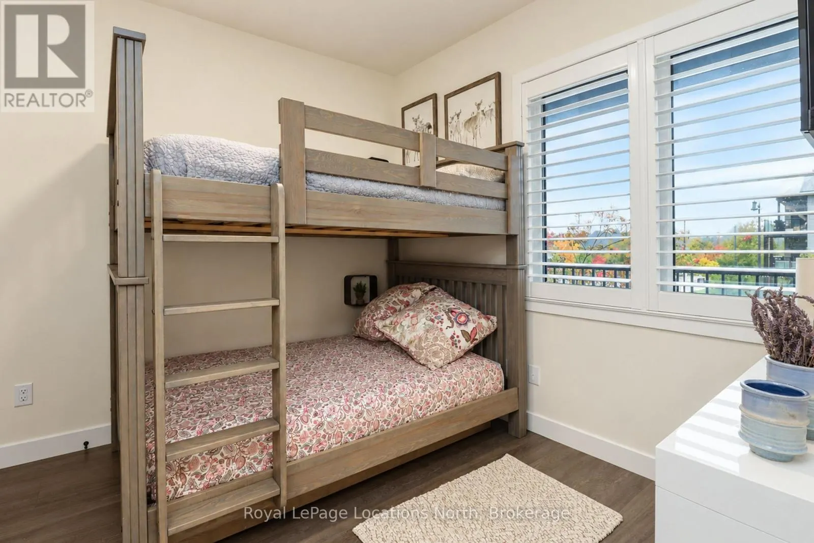 204 - 11 BECKWITH LANE #204
