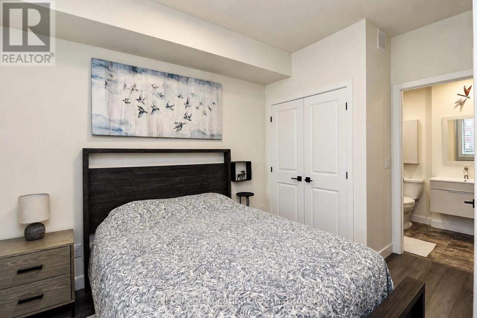 204 - 11 BECKWITH LANE #204