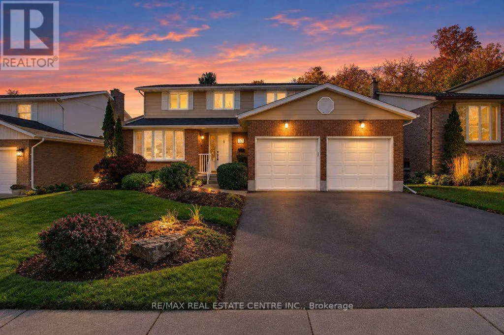 57 TRAILVIEW DRIVE