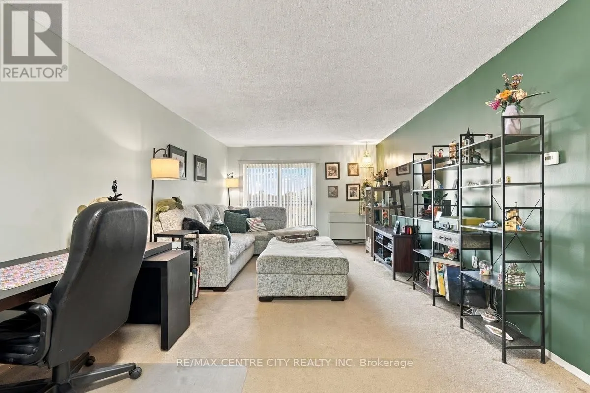 506 - 858 COMMISSIONERS ROAD E #506