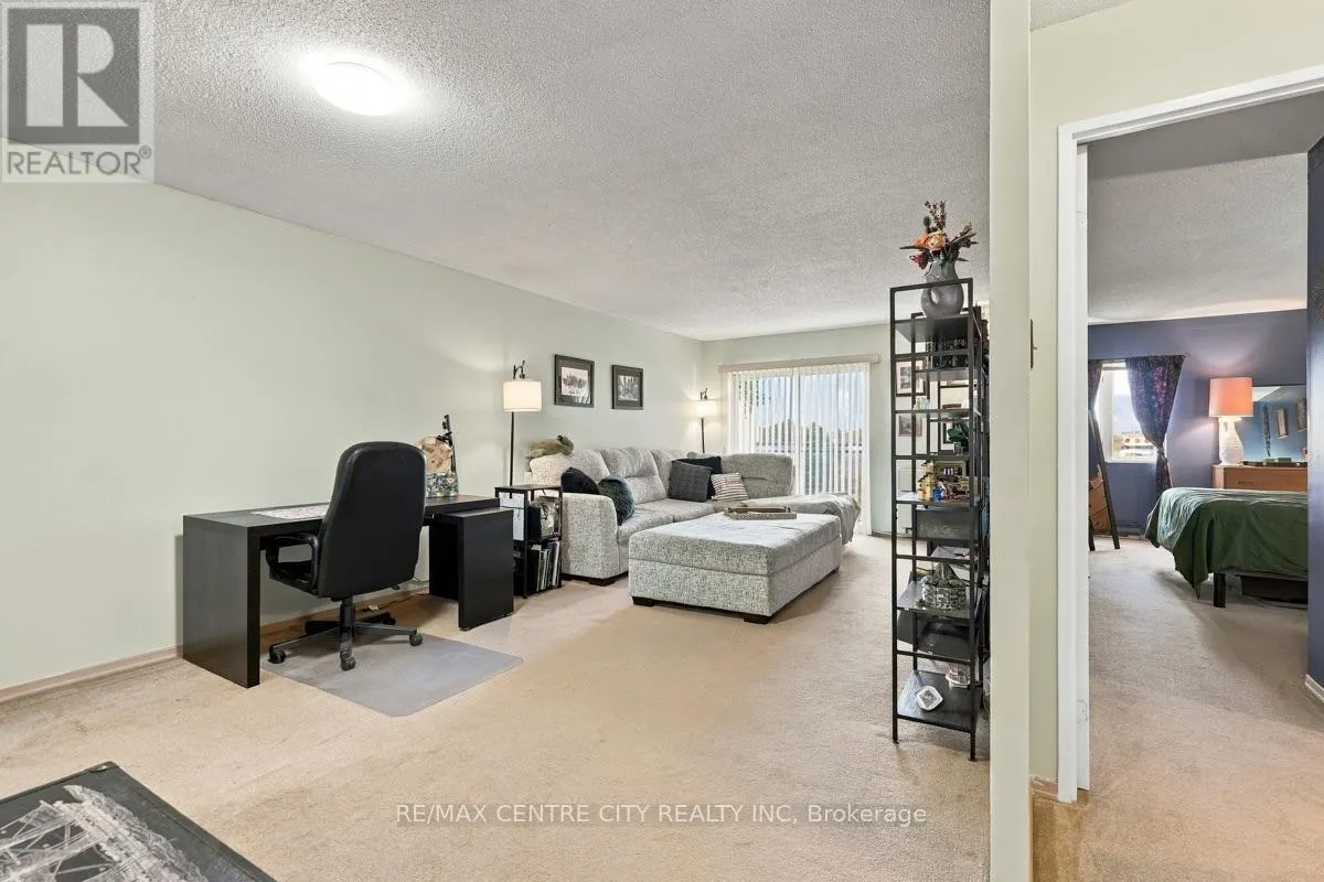 506 - 858 COMMISSIONERS ROAD E #506