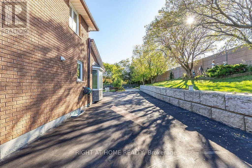 468 DEWITT ROAD