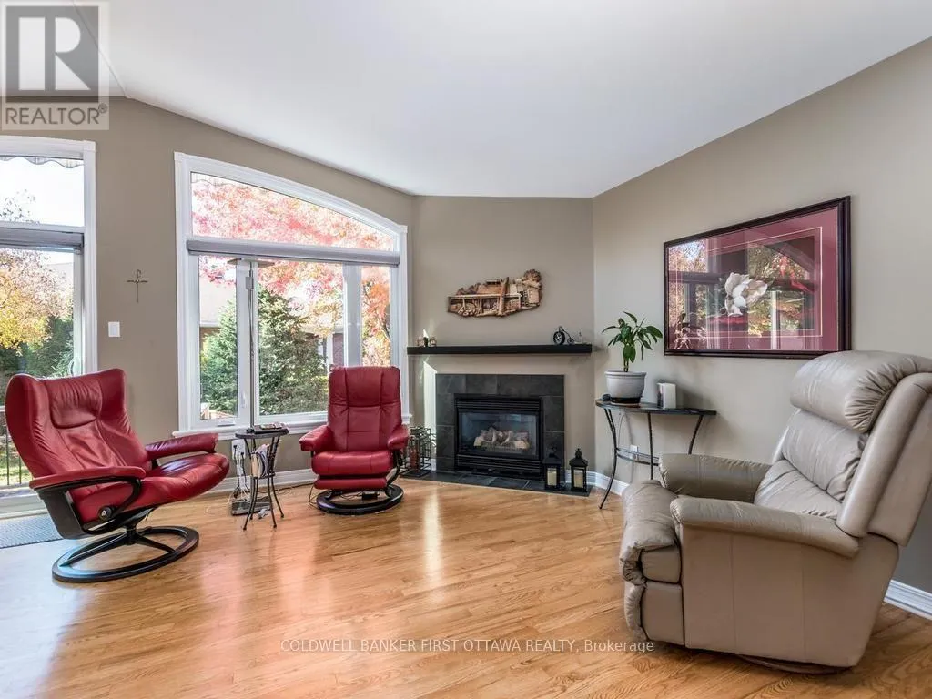 57 AMBERLAKES DRIVE