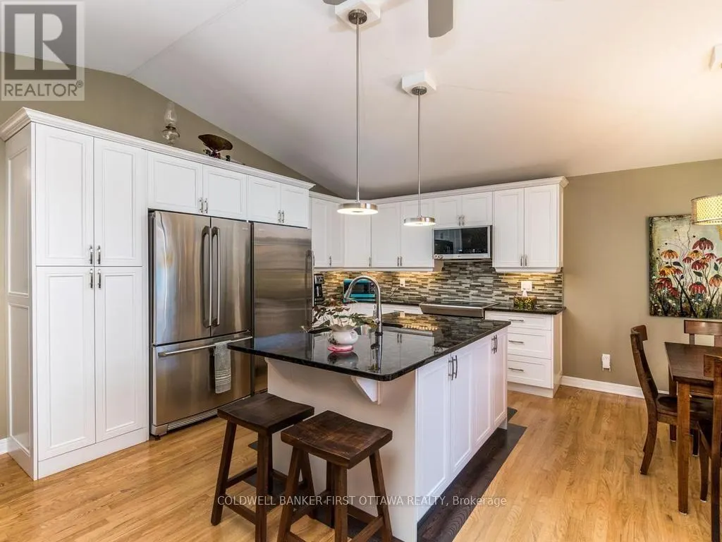 57 AMBERLAKES DRIVE