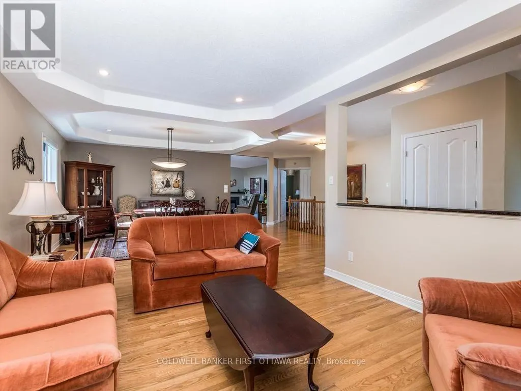 57 AMBERLAKES DRIVE